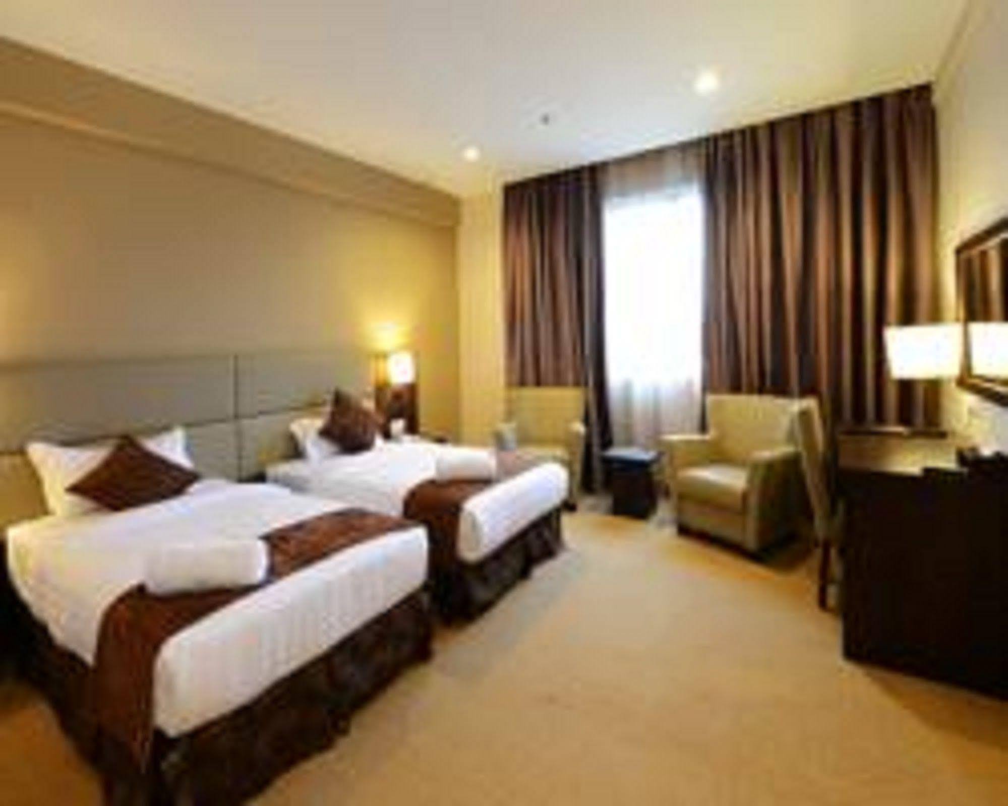 Lintas View Hotel Kota Kinabalu Exterior foto