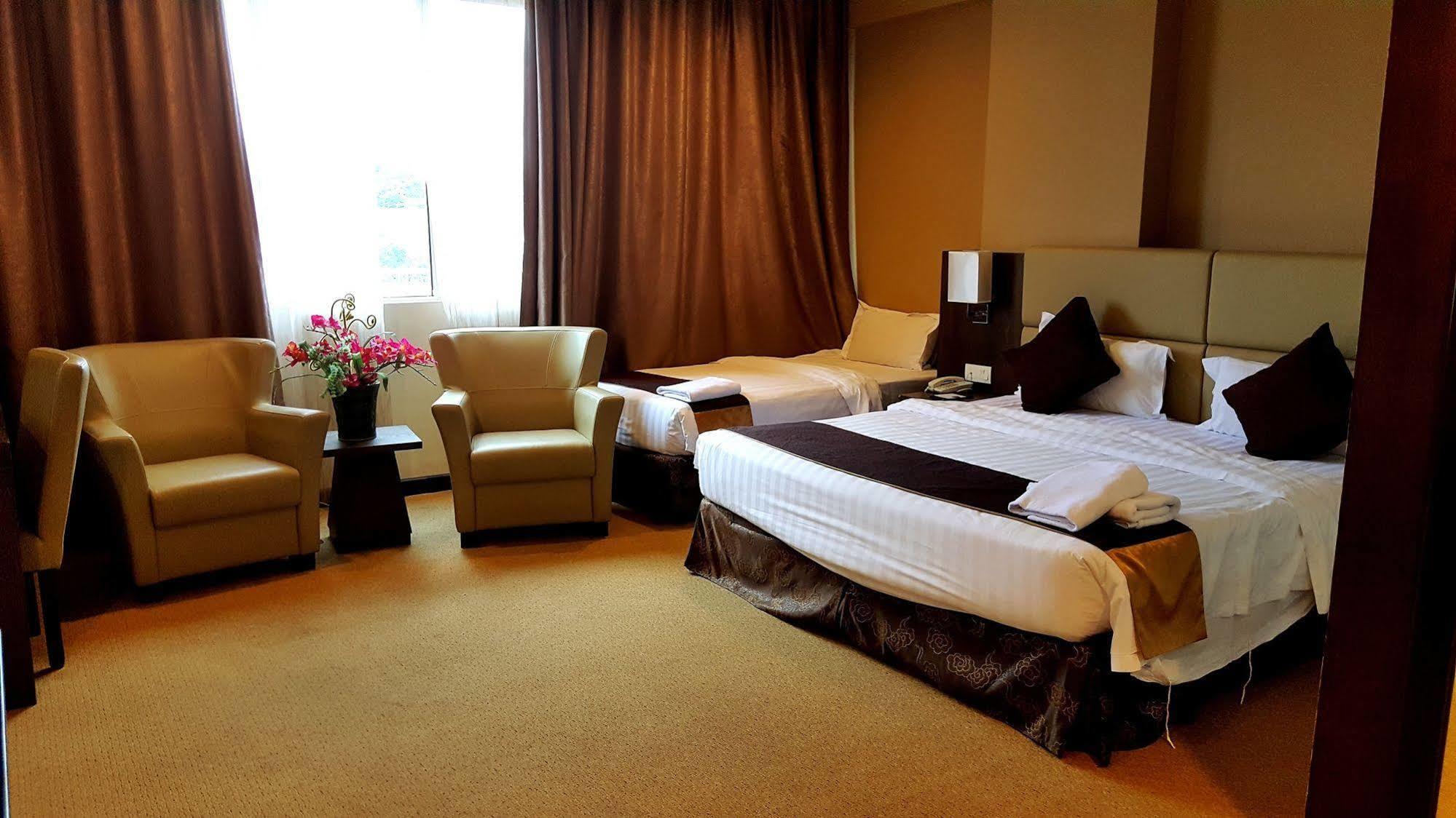 Lintas View Hotel Kota Kinabalu Exterior foto